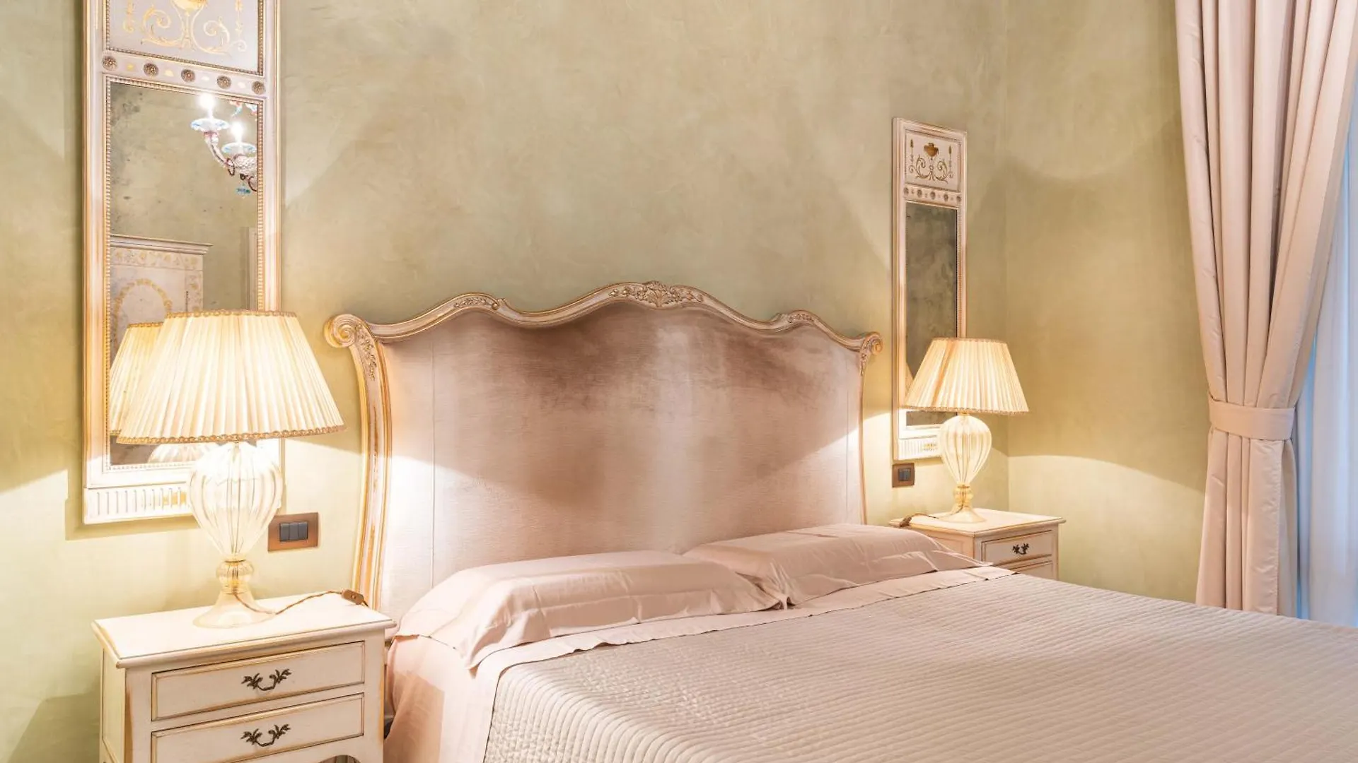 Corte Farina Suites ヴェローナ ゲストハウス