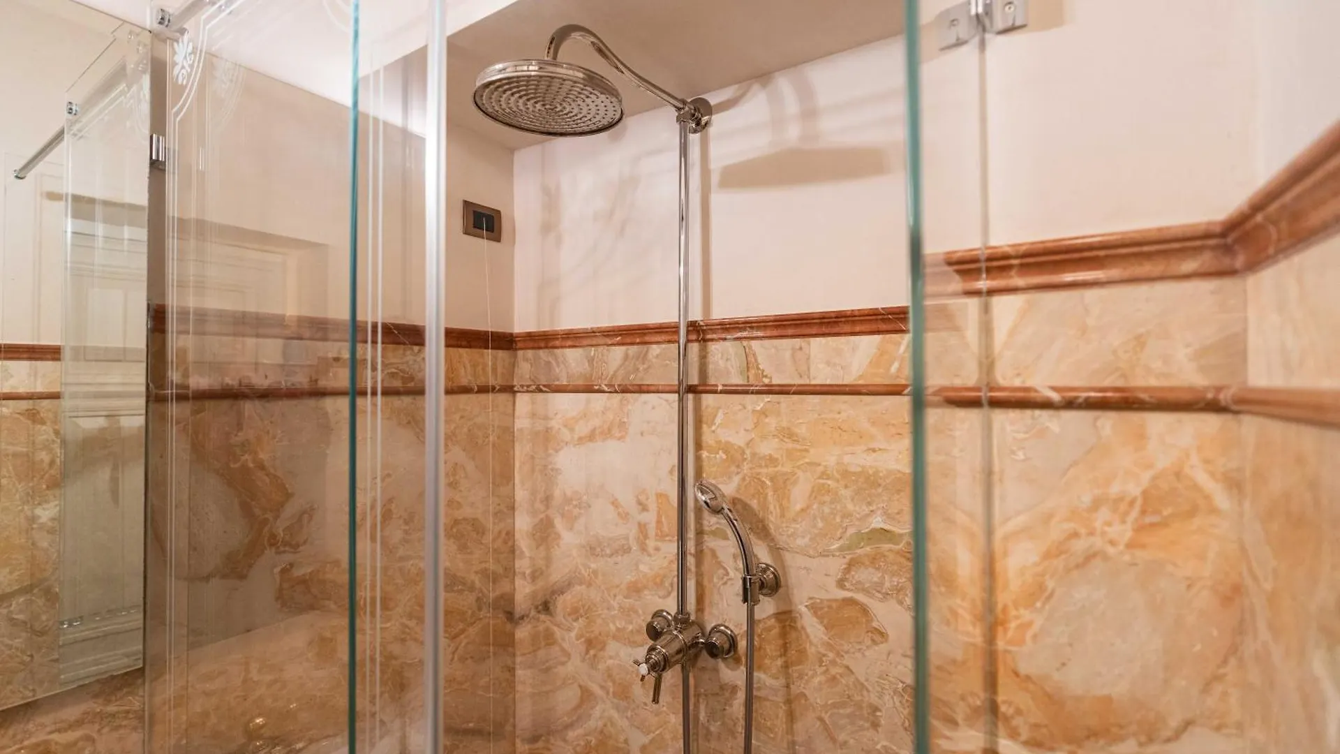 ゲストハウス Corte Farina Suites ヴェローナ